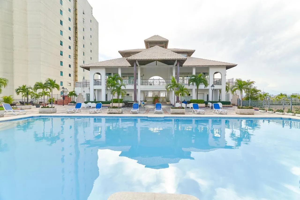 Exquisite Oceanfront Suite Santo Domingo